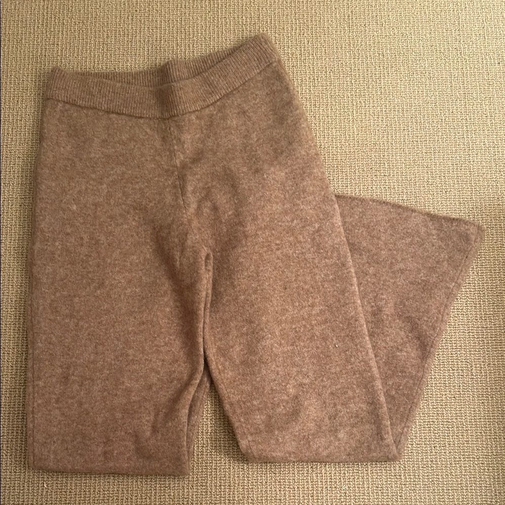 Zara Cozy Brown Knit Pants